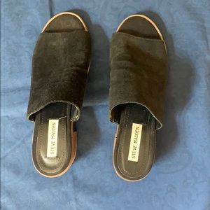 Steve Madden peep toe mule
